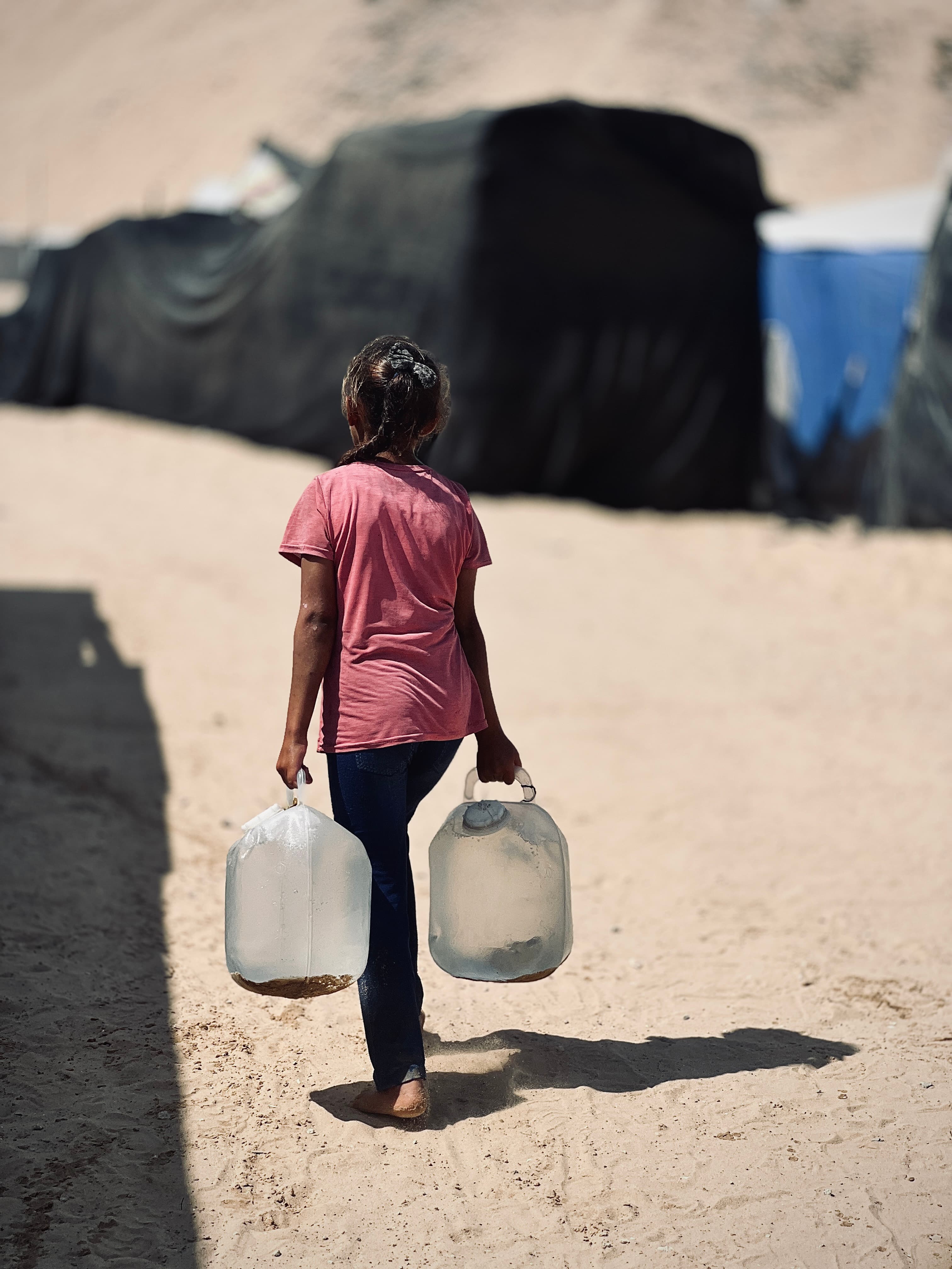 £2,500 Water Distribution Aid 